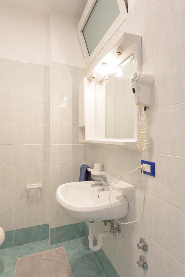 ביביונה Residence Pineda מראה חיצוני תמונה